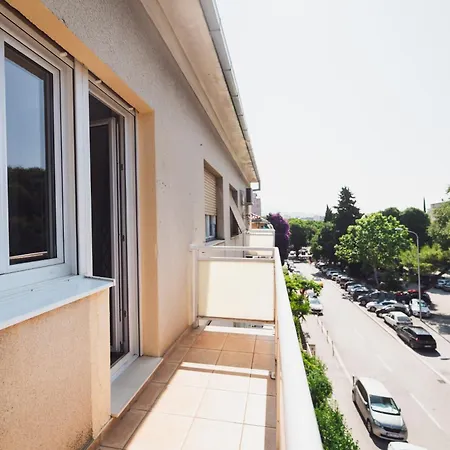 Spinut Urban Retreat Апартаменты *